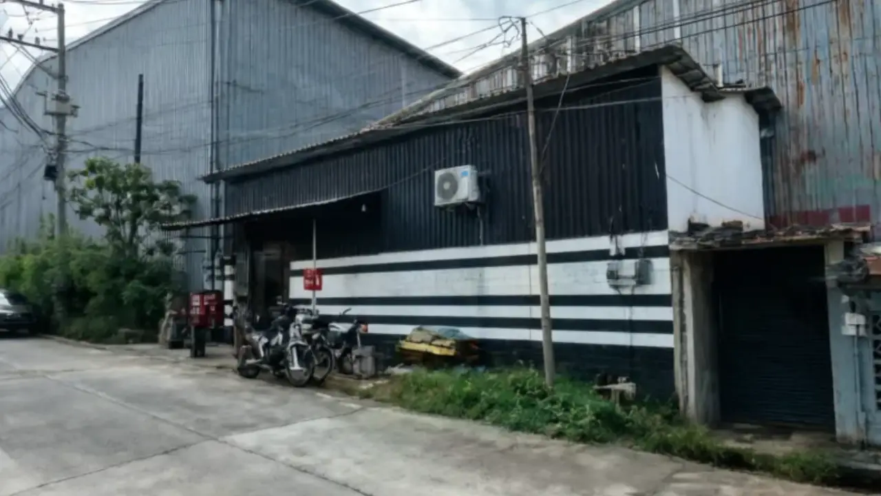 2.545,65 m² Galera Industrial en Urbanización — La Locería, Curundú