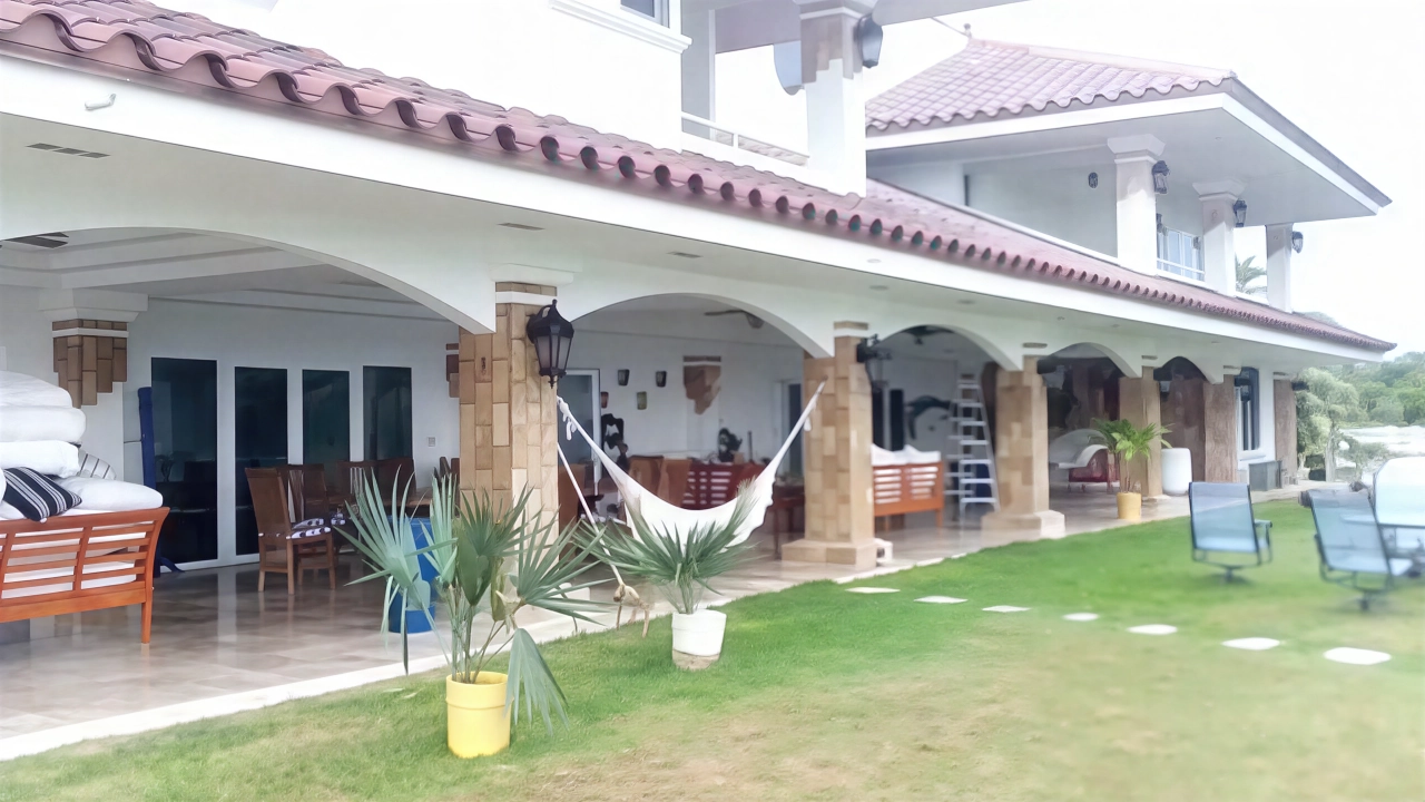 12,5 ha Frente al Mar en Panamá Oeste — imagen 2